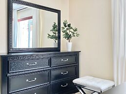 DT Reno - Classy Vacation Home w Backyard Patio