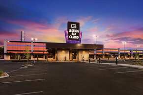 DT Reno - Classy Vacation Home w Backyard Patio