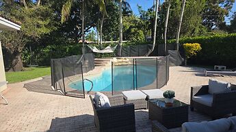 Amazing House With Pool Coral Gables