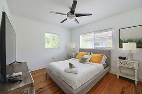 Amazing House With Pool Coral Gables