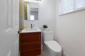 Amazing House With Pool Coral Gables