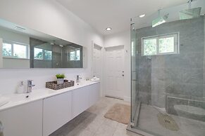 Amazing House With Pool Coral Gables