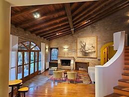 Casa Las Colinas by Vilvey Turismo