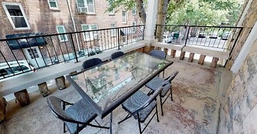 Large Group Downtown Rental - Westend