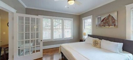 Large Group Downtown Rental - Westend