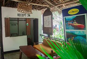 Menai Bay Beach Bungalows