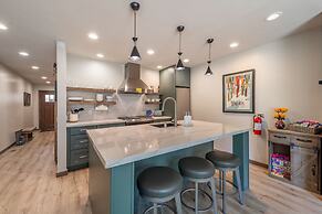 VIP Ski-In Ski-Out Northstar Ski Trails by Sierra Getaways