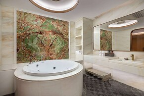 Ramada By Wyndham Shaoguan Danxia Mountain