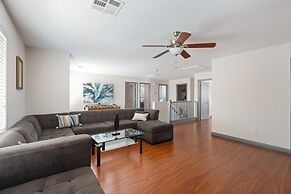 3000sqft House 8beds 3bath Pool Jacuzzi Bbqj