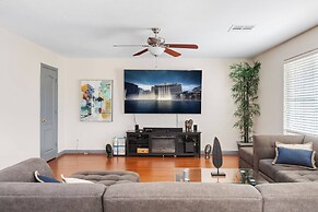 3000sqft House 8beds 3bath Pool Jacuzzi Bbqj