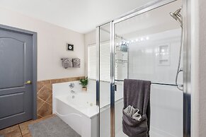 3000sqft House 8beds 3bath Pool Jacuzzi Bbqj