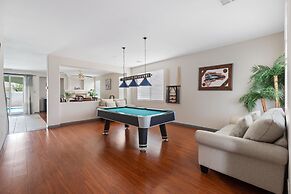 3000sqft House 8beds 3bath Pool Jacuzzi Bbqj