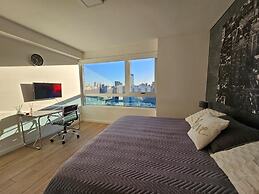 Puerto Madero frente al Hotel Hilton Piso 16 Vista a la Ciudad