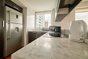 Puerto Madero frente al Hotel Hilton Piso 16 Vista a la Ciudad