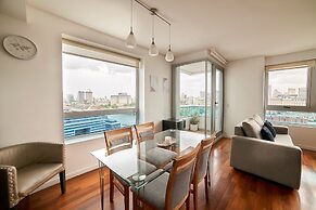 Puerto Madero frente al Hotel Hilton Piso 16 Vista a la Ciudad