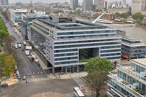 Puerto Madero frente al Hotel Hilton Piso 16 Vista a la Ciudad