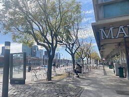 Puerto Madero frente al Hotel Hilton Piso 16 Vista a la Ciudad