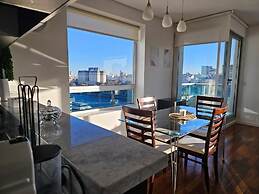 Puerto Madero frente al Hotel Hilton Piso 16 Vista a la Ciudad