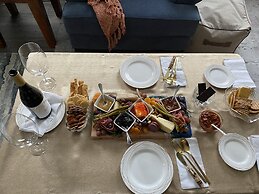 Rocklyn Inn Bed & Breakfast