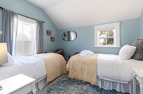 Rocklyn Inn Bed & Breakfast