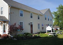 Rocklyn Inn Bed & Breakfast