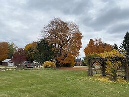 Rocklyn Inn Bed & Breakfast