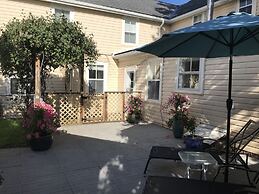 Rocklyn Inn Bed & Breakfast