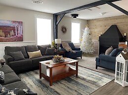 Rocklyn Inn Bed & Breakfast