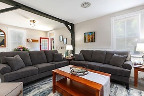 Rocklyn Inn Bed & Breakfast