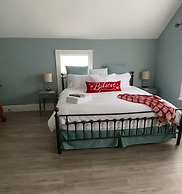 Rocklyn Inn Bed & Breakfast