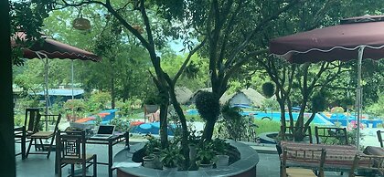 Catba Papillon Garden Bungalow & Resort