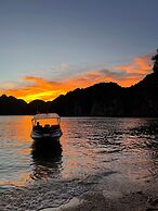 Catba Papillon Garden Bungalow & Resort