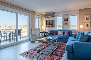 Flat w Sea View Balcony 3 min to Cesme Marina