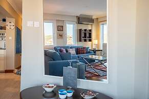 Flat w Sea View Balcony 3 min to Cesme Marina