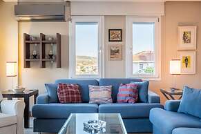 Flat w Sea View Balcony 3 min to Cesme Marina