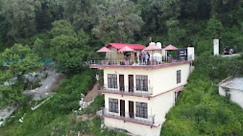 Goroomgo Kaafal Homestay Mussoorie