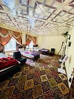 Hotel Golden Eyes & Restaurant