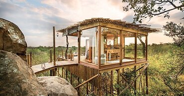 Hotel Golden Eyes & Restaurant