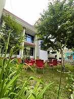 Hotel Golden Eyes & Restaurant