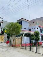 Hotel Golden Eyes & Restaurant