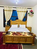 Hotel Golden Eyes & Restaurant