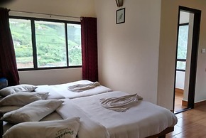 Goroomgo Poopada Resort Kerala