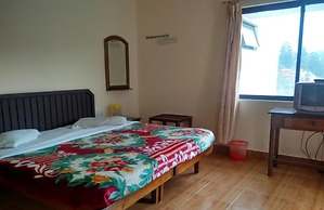 Goroomgo Poopada Resort Kerala