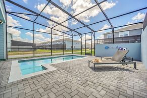 Poolside Delight. Whimsical Themed Rooms and Ps5!