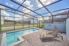 Poolside Delight. Whimsical Themed Rooms and Ps5!