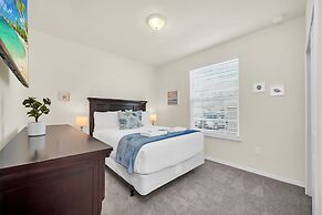 Poolside Delight. Whimsical Themed Rooms and Ps5!