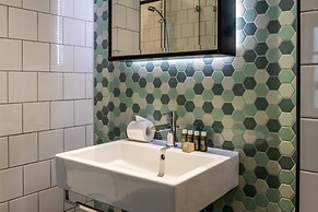 Modern Canning Town Studio