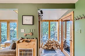 High Altitude Haven 3 Bedroom Home by RedAwning