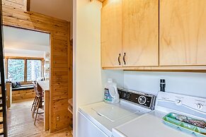 High Altitude Haven 3 Bedroom Home by RedAwning