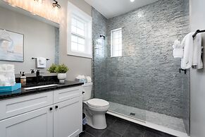 611 Estero Blvd 5 Bedroom Home by RedAwning